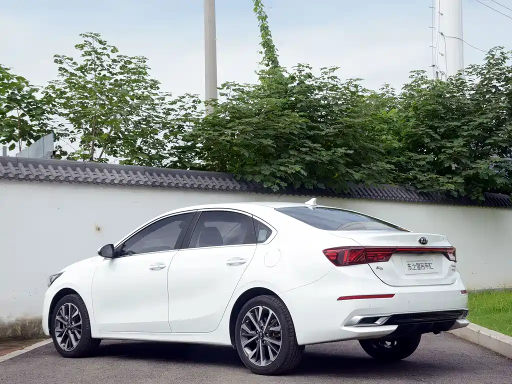 Kia K3 — миниатюра 12