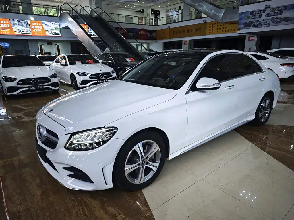Mercedes-Benz C-Class — миниатюра 2