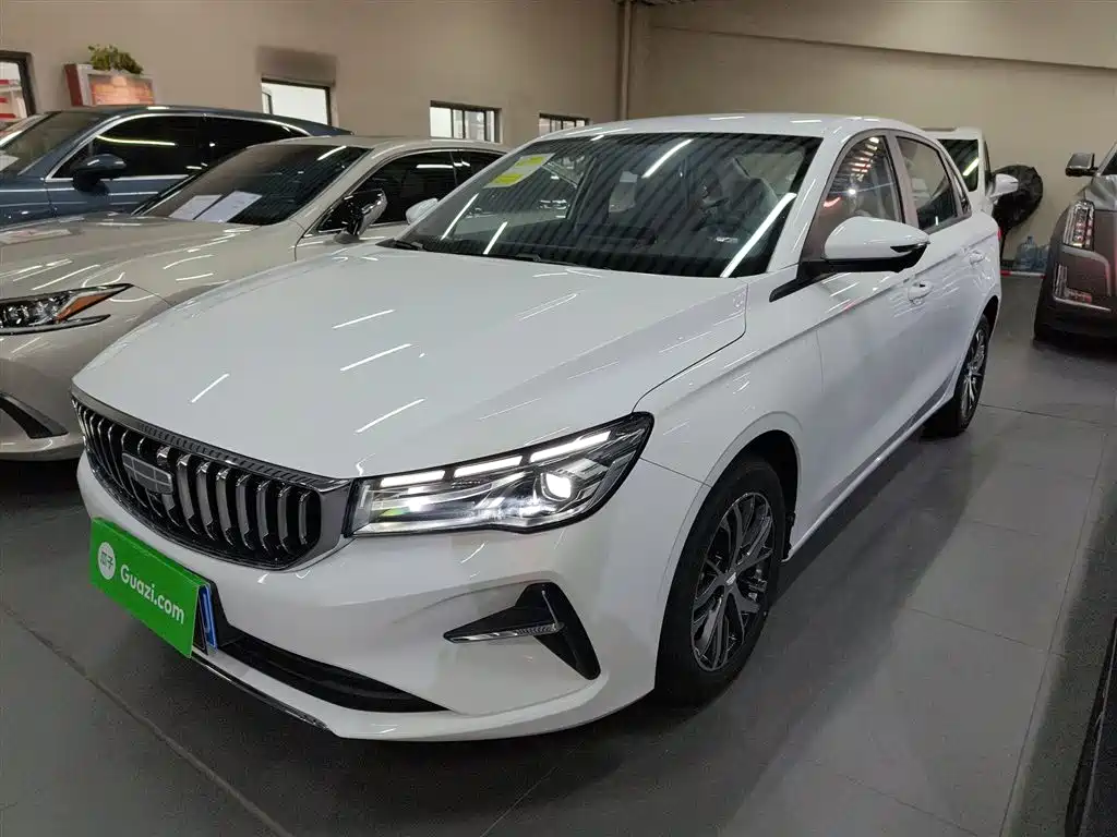 Geely Emgrand 2026