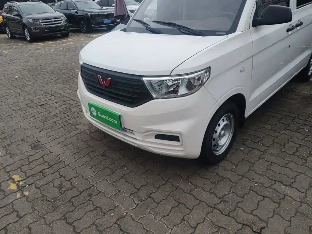 Wuling Hongguang V — миниатюра 24