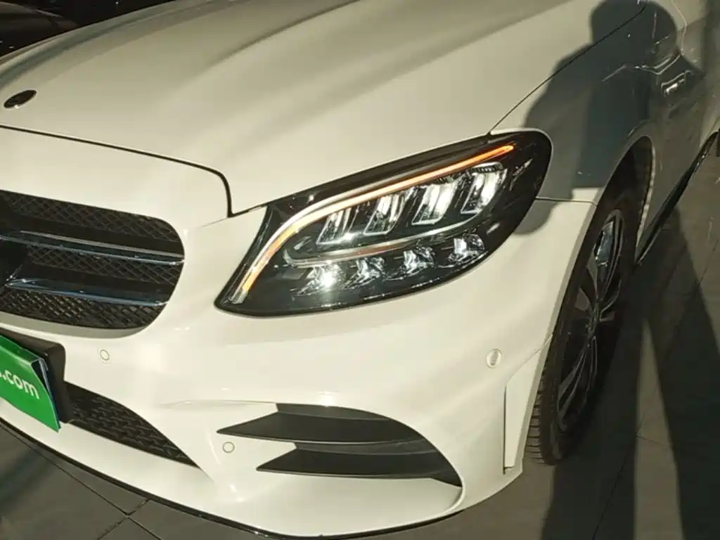 Mercedes-Benz C-Class — миниатюра 24