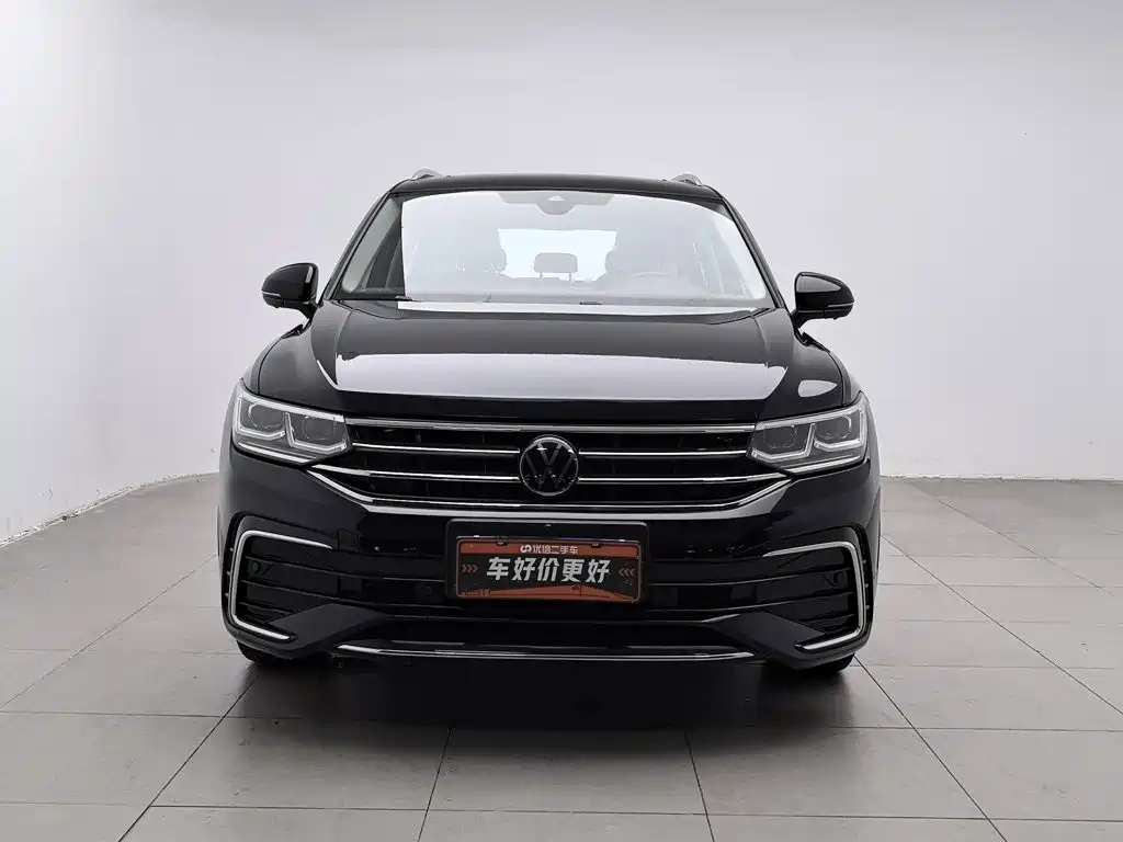Volkswagen Tiguan L — миниатюра 3