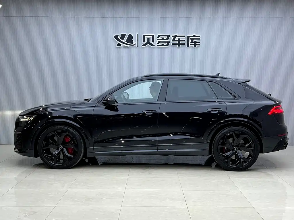 Audi RS Q8 — миниатюра 5