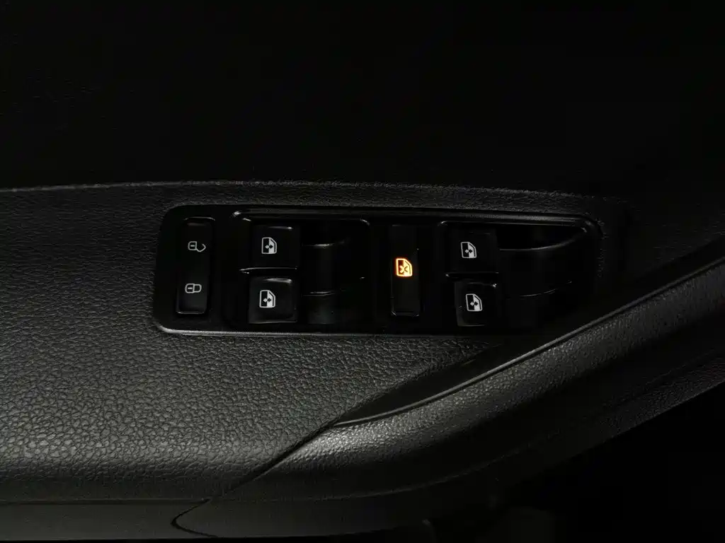 Jetta VA3 — миниатюра 9