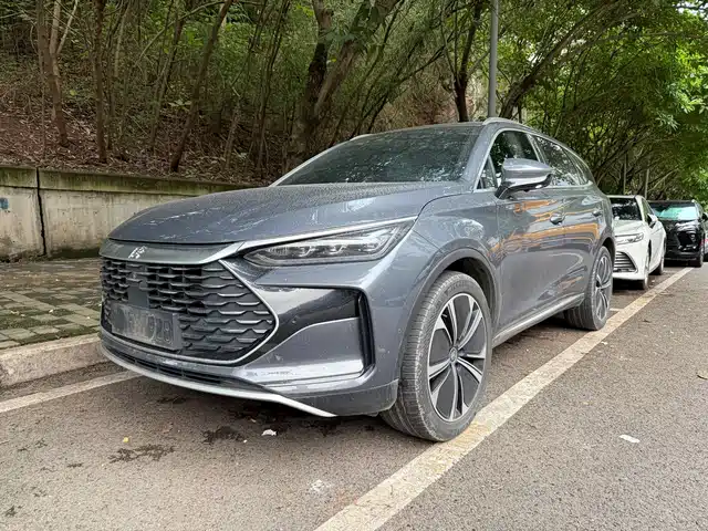 2023 BYD Tang