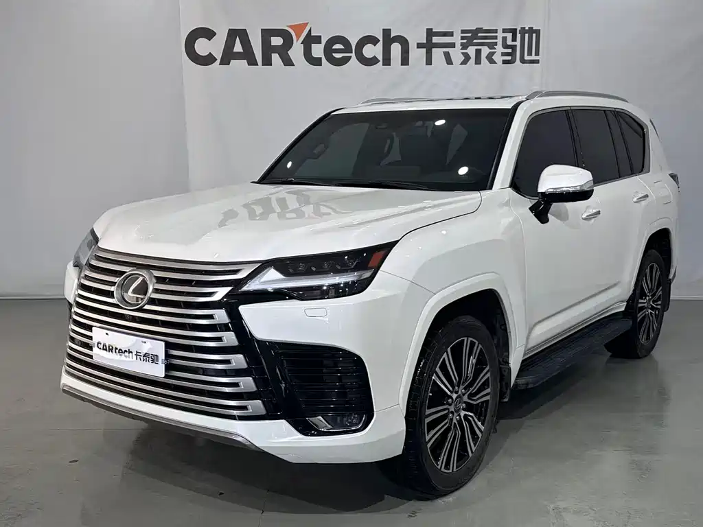 Lexus LX 2024
