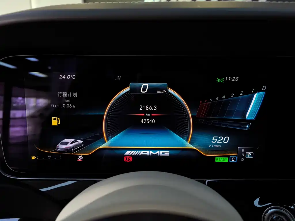 MERCEDES-BENZ AMG GT