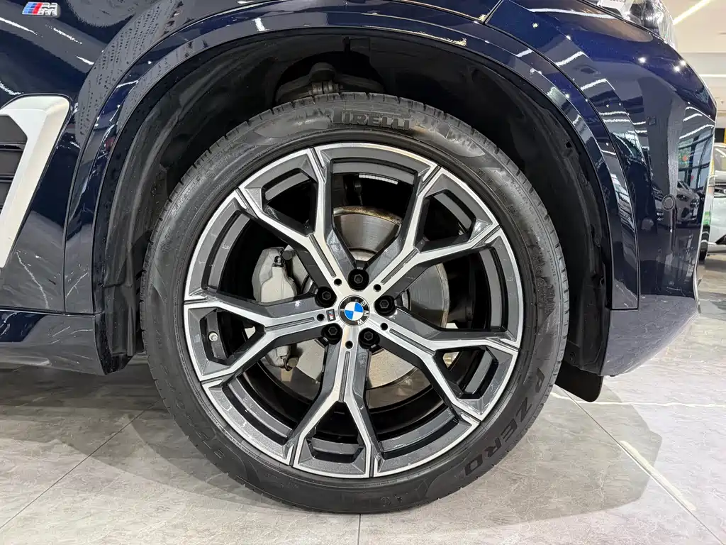 BMW X5 — миниатюра 14