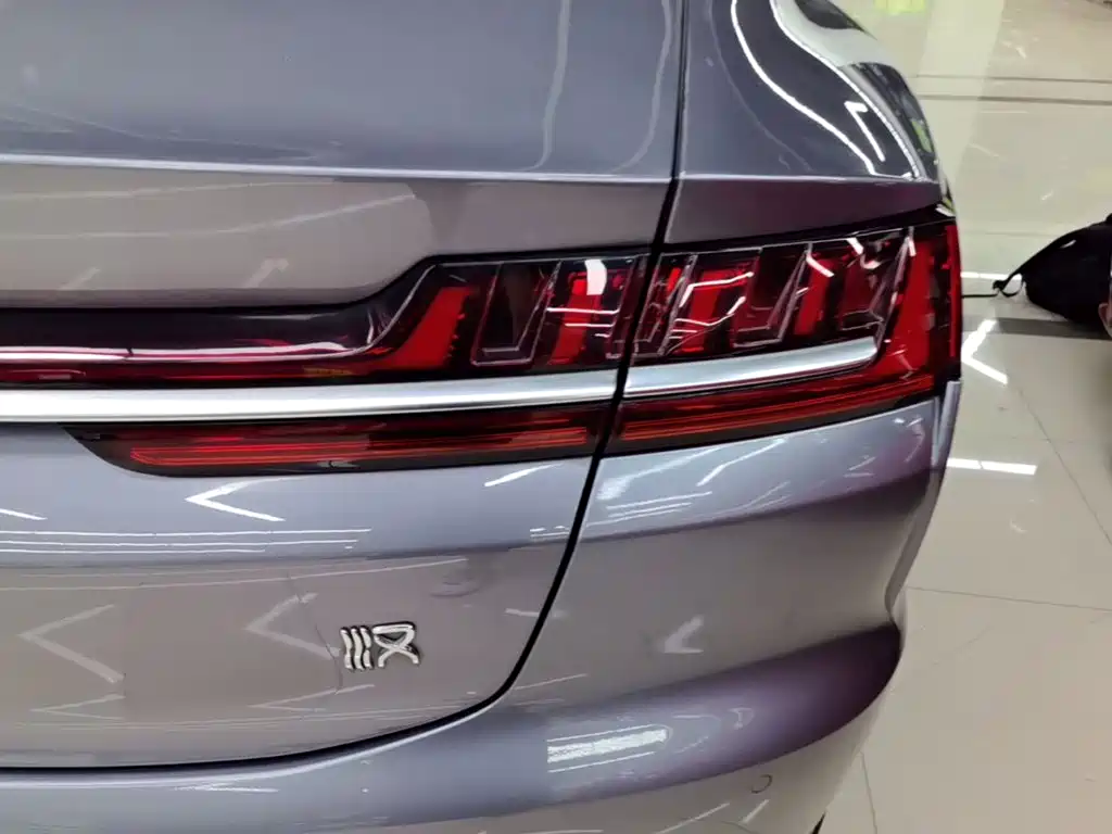 BYD Han — миниатюра 8