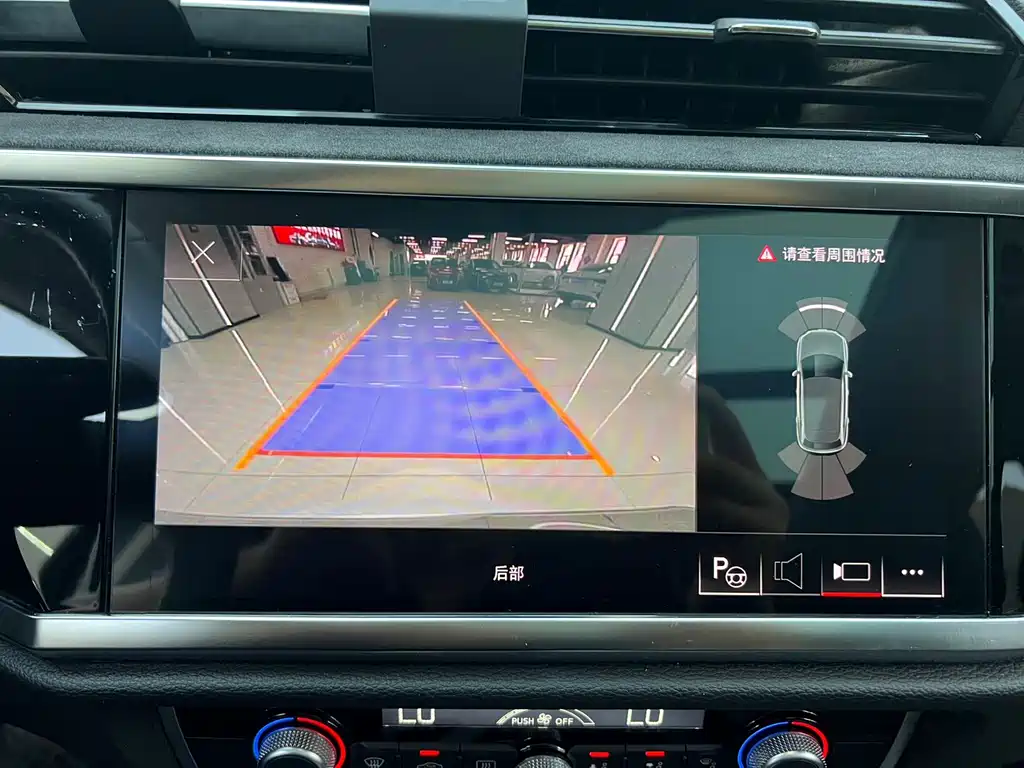 Audi Q3 — миниатюра 13