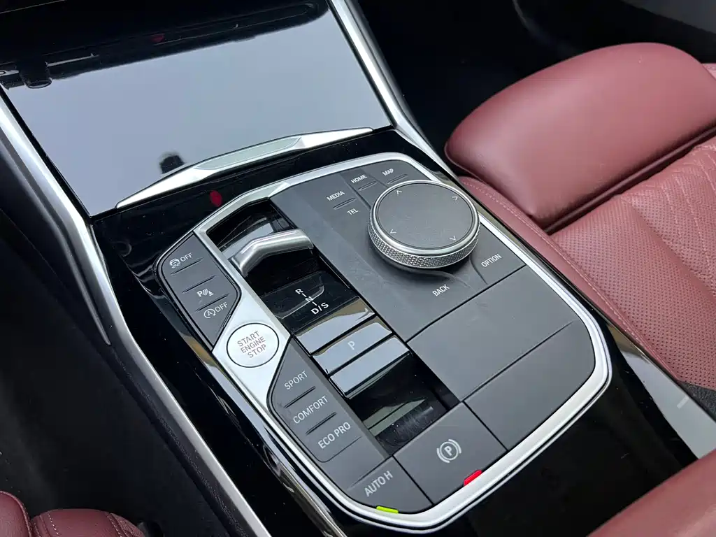 BMW 3 Series — миниатюра 10