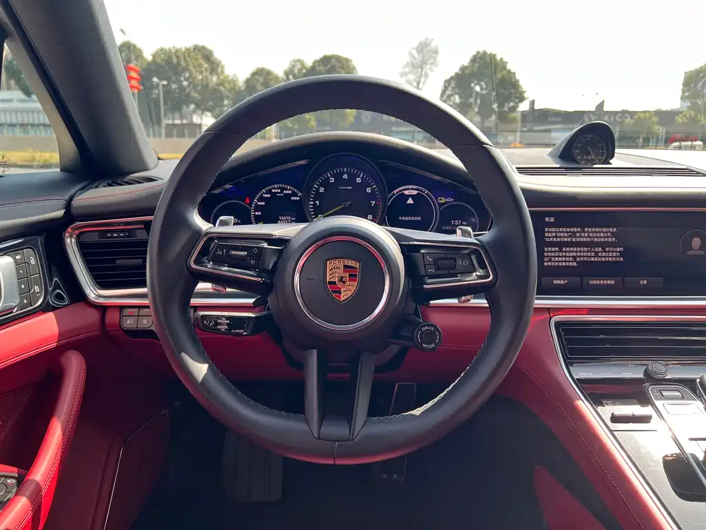 PORSCHE PANAMERA NEW ENERGY