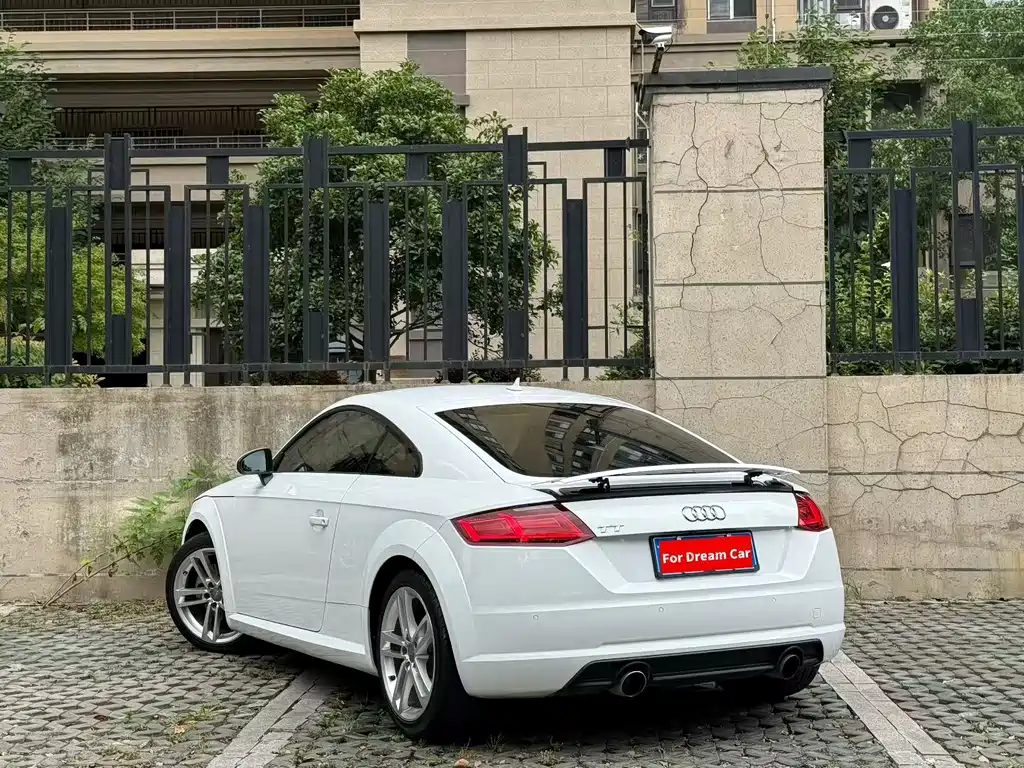 Audi TT 2015 TT Coupe 45 TFSI