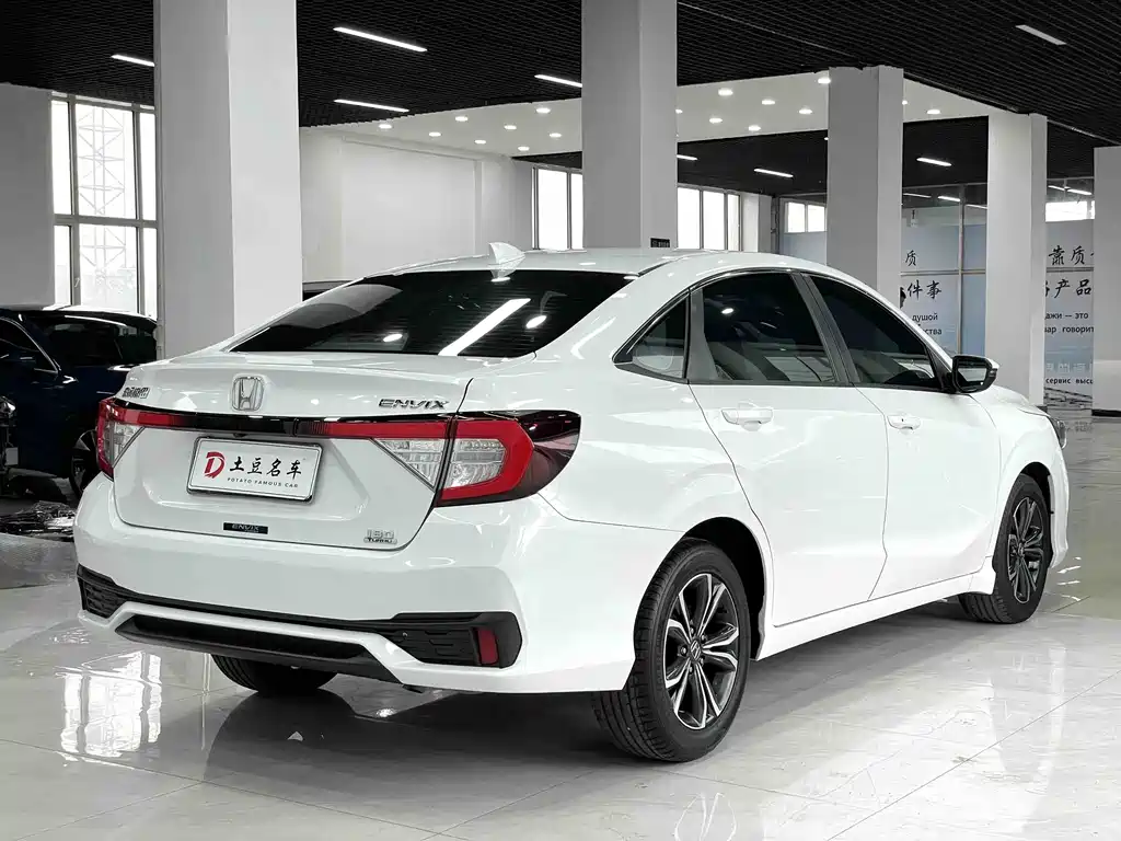 Honda Envix 2022 180TURBO CVT