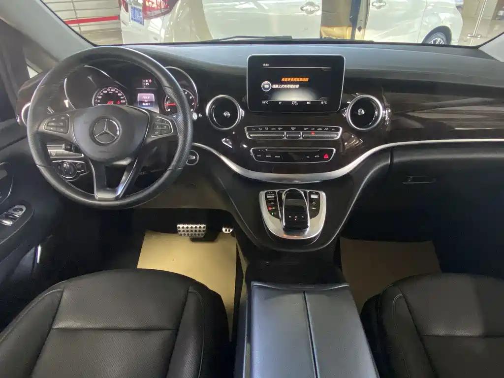 Mercedes-Benz V-Class — миниатюра 9