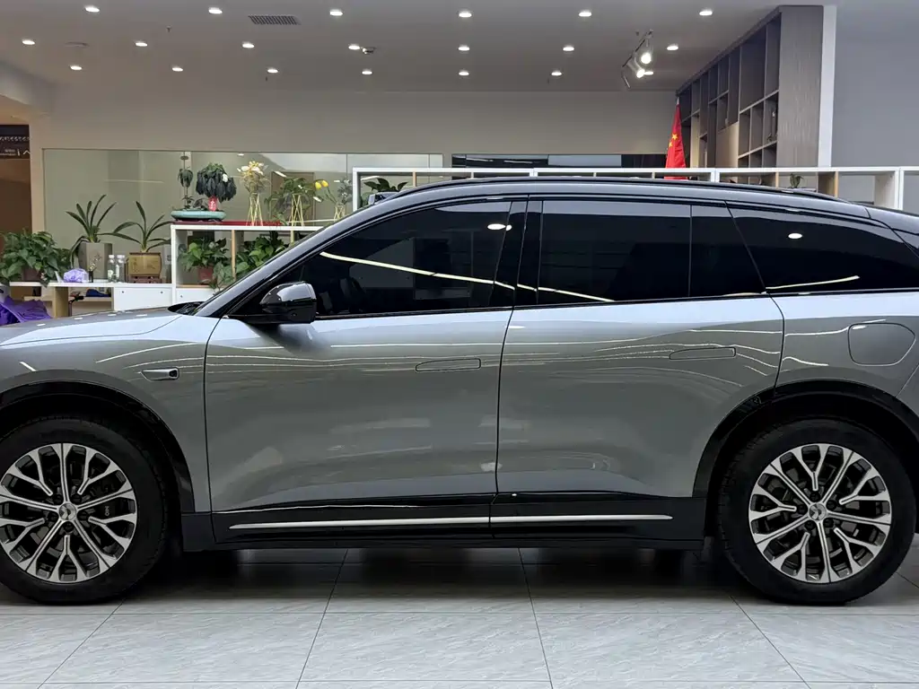 NIO ES6 — миниатюра 3
