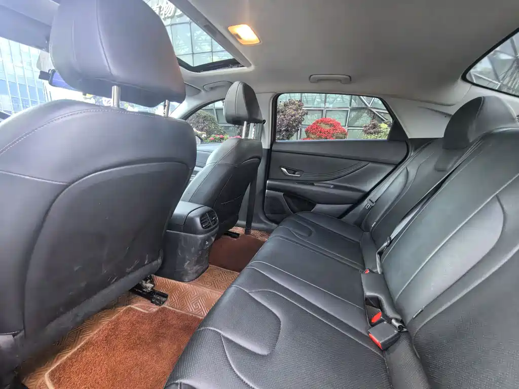 Hyundai Elantra 2022 1.5L CVT GLX Elite