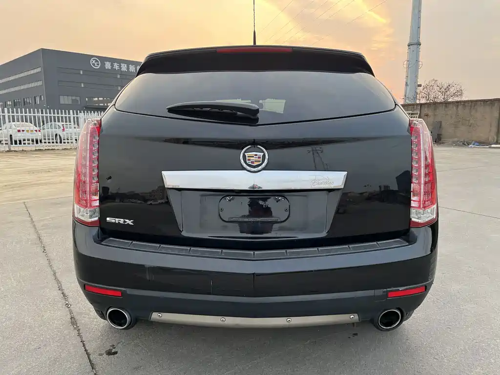 Cadillac SRX — миниатюра 20