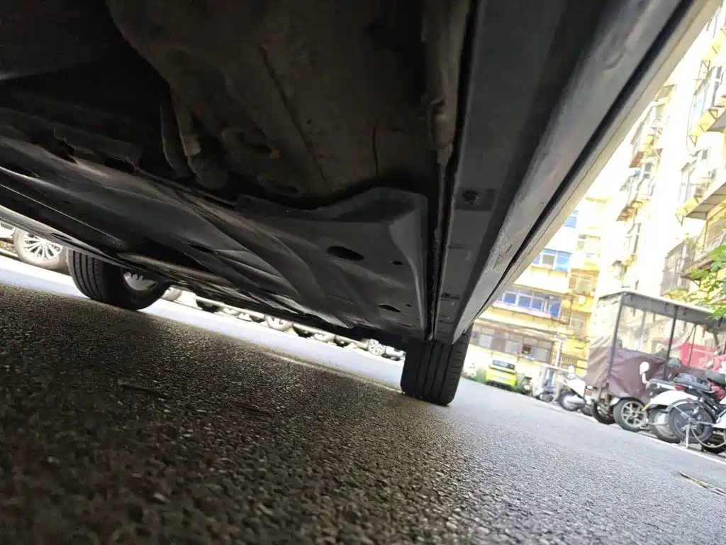 Volkswagen T-Roc — миниатюра 18