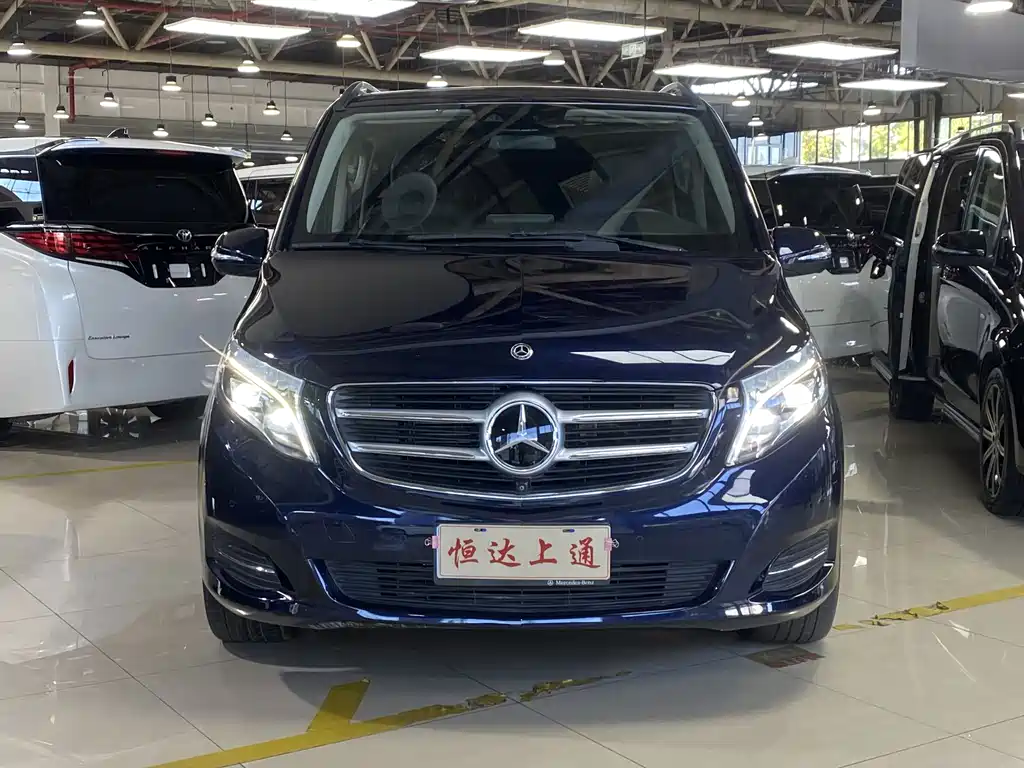 Mercedes-Benz V-Class
