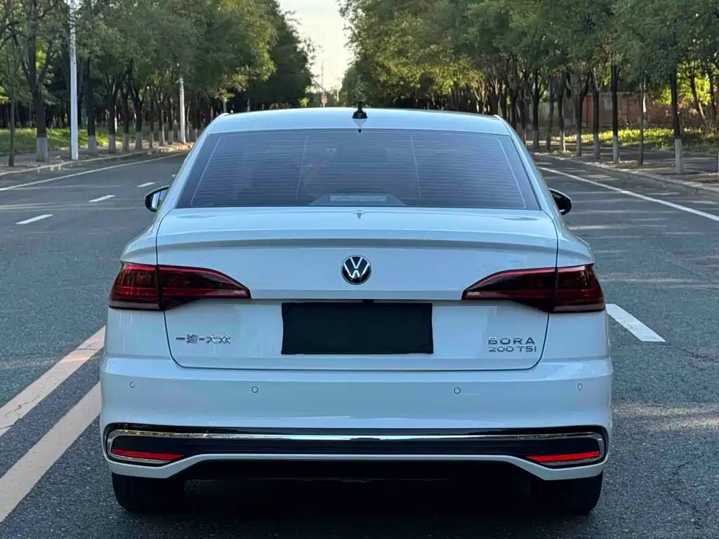 Volkswagen Bora — миниатюра 5