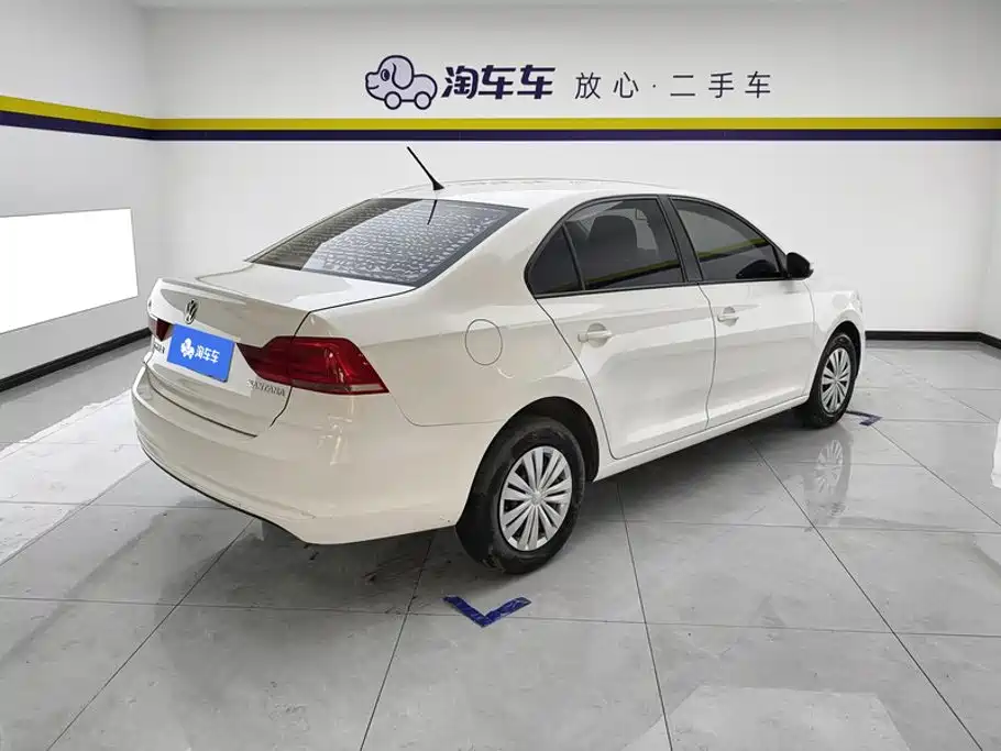 Volkswagen Santana — миниатюра 3