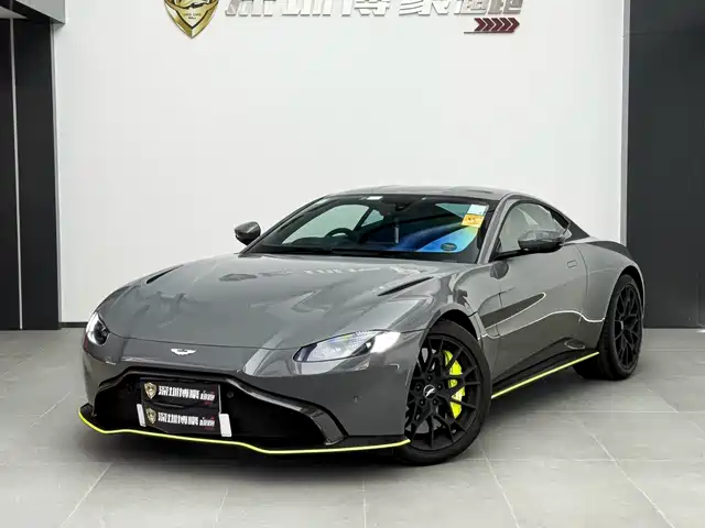 ASTON MARTIN V8 VANTAGE