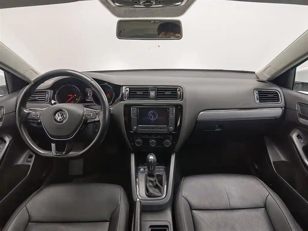 Volkswagen Sagitar 2018 280TSI DSG