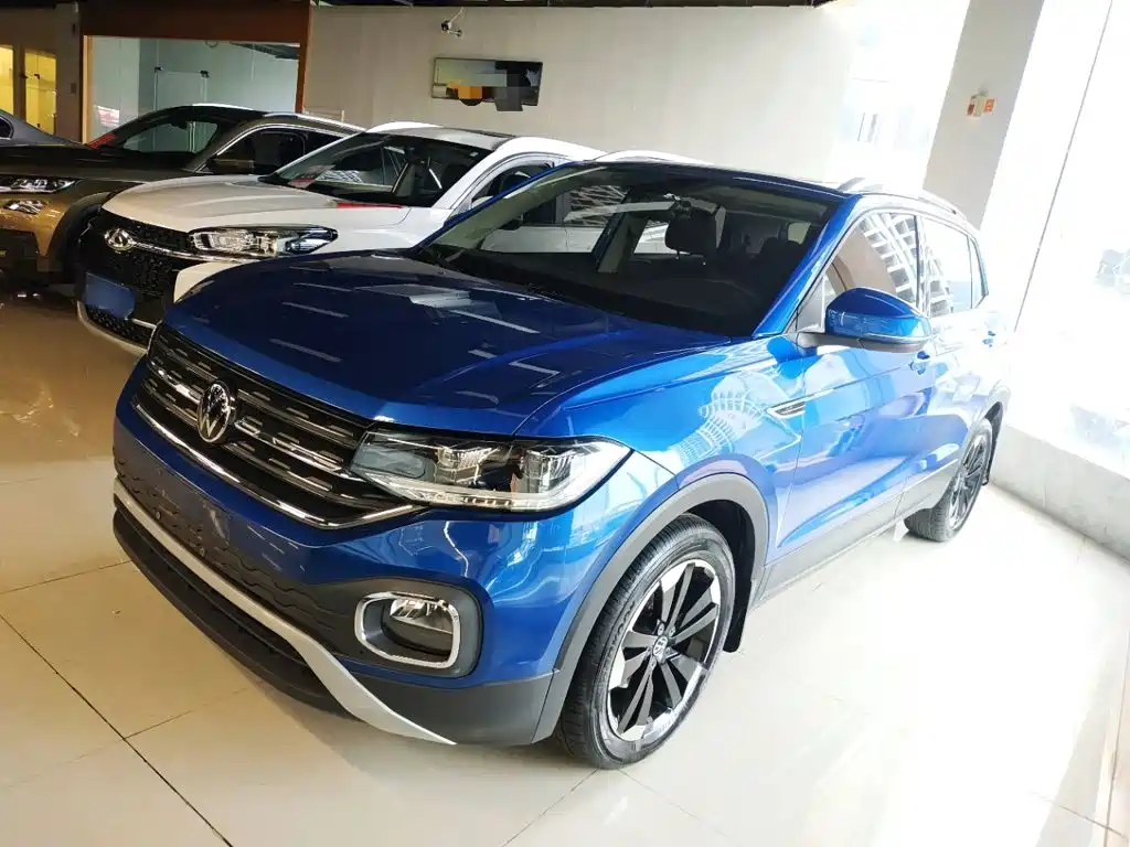 Volkswagen Tacqua 2020 1.5L AT