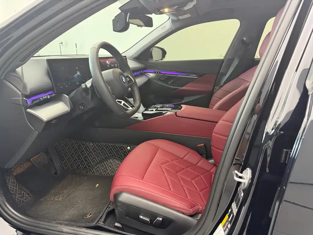 BMW i5 — миниатюра 8
