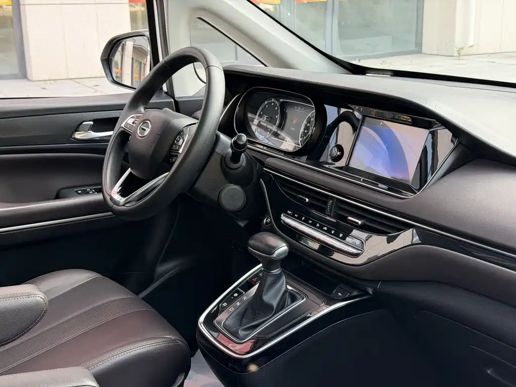 GAC Motor Trumpchi M6 — миниатюра 10