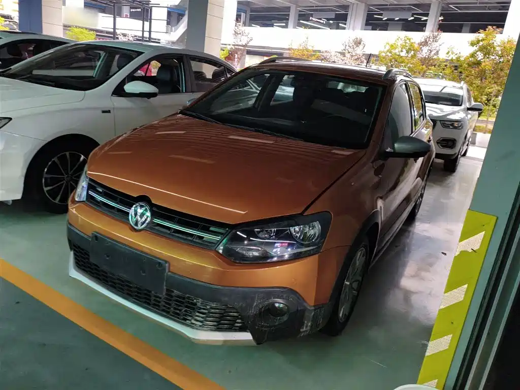 Volkswagen Polo 2015