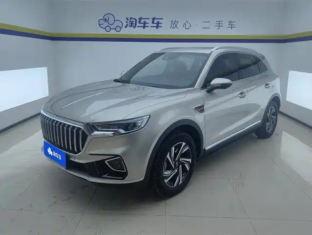 RED FLAG HONGQI HS5 2022