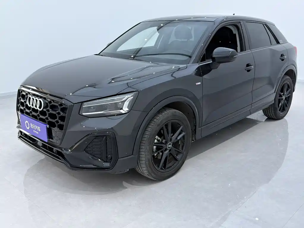 Audi Q2L 2023