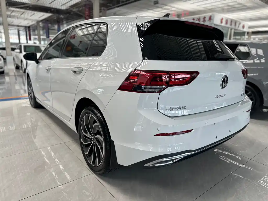 Volkswagen Golf — миниатюра 14