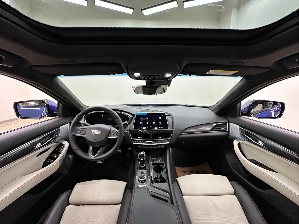 Cadillac CT5 — миниатюра 5