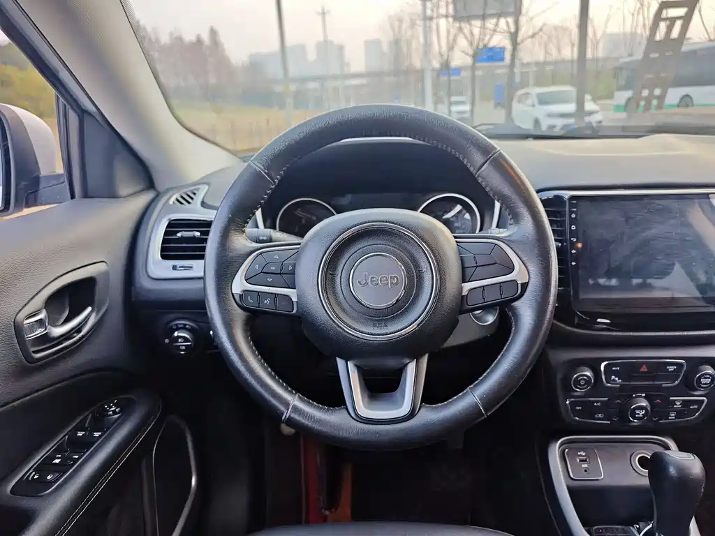 Jeep Compass 200T Auto Home Enjoy Edition, фото 8