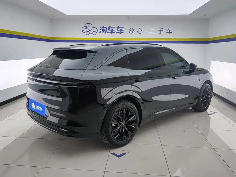 Zeekr 7X — миниатюра 3
