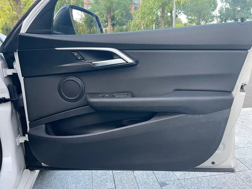BMW 1 Series — миниатюра 24