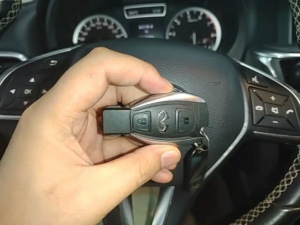 Infiniti QX30 — миниатюра 9