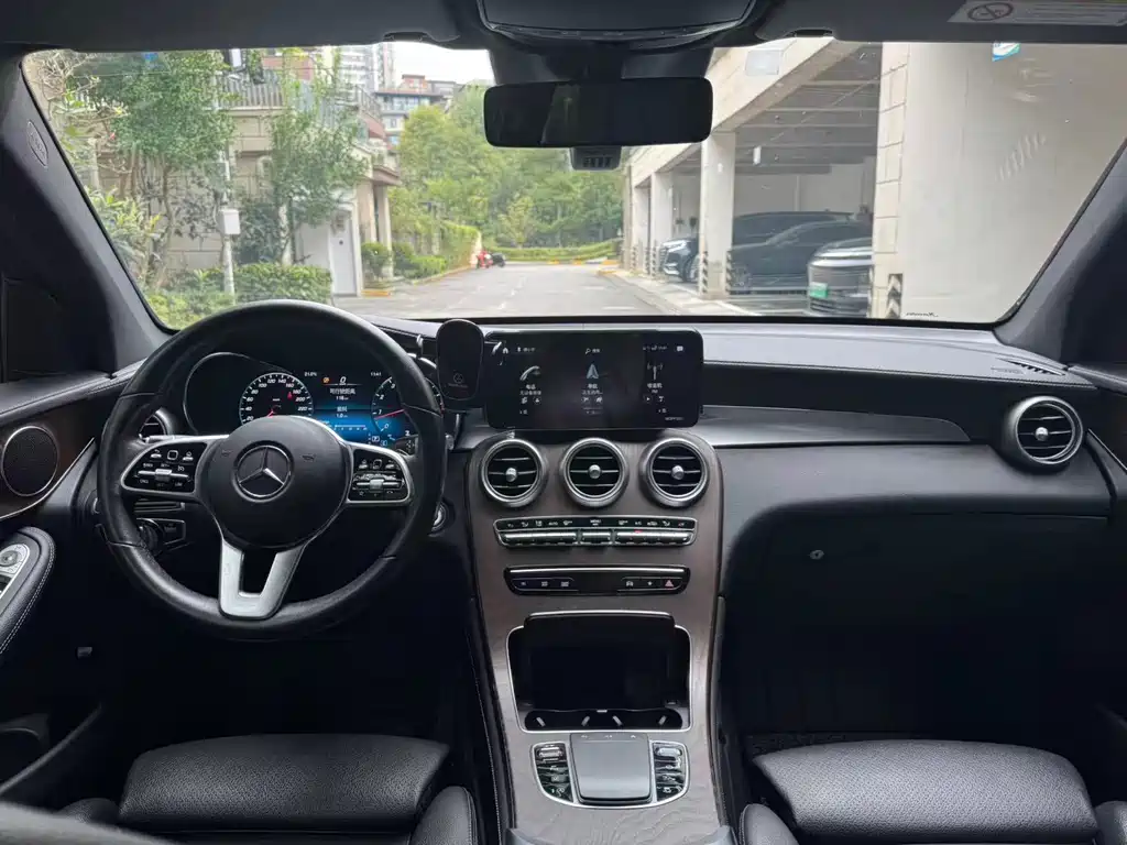 Mercedes-Benz GLC — миниатюра 5