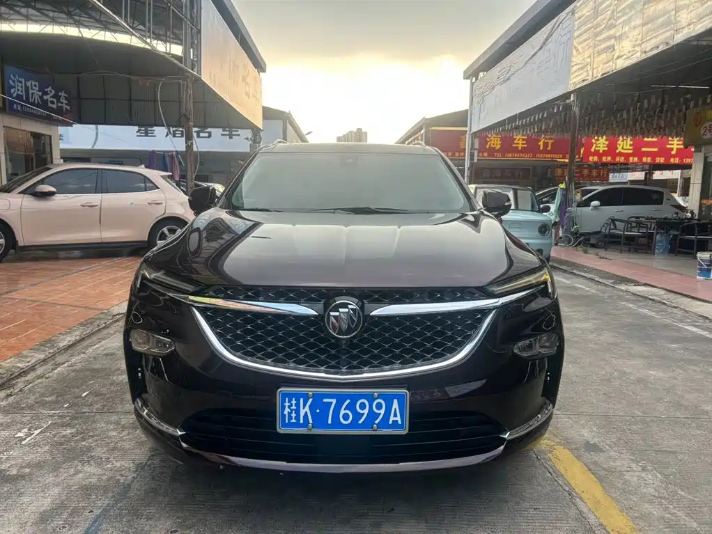 Buick Enclave — миниатюра 2