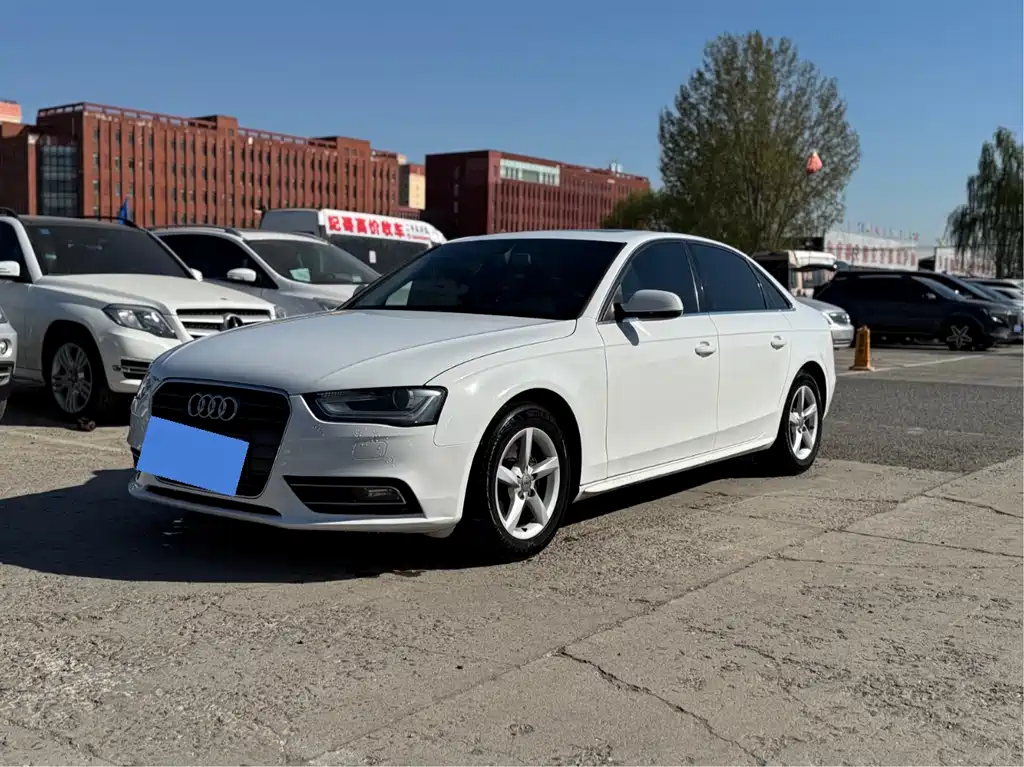 Audi A4L 2014