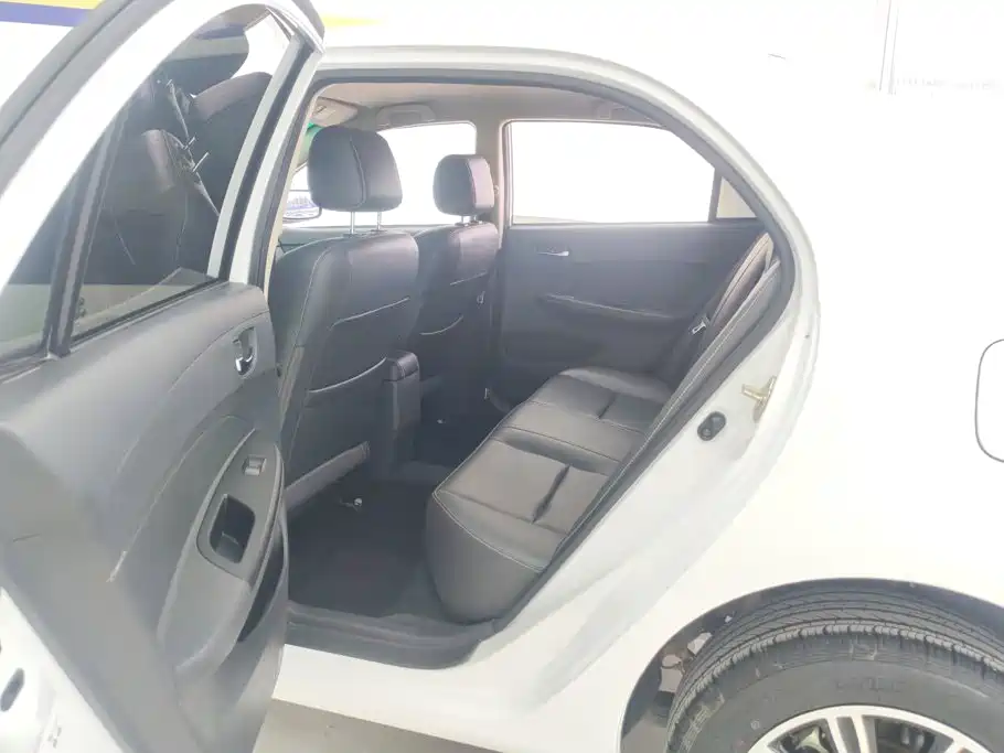 BYD F3 — миниатюра 11