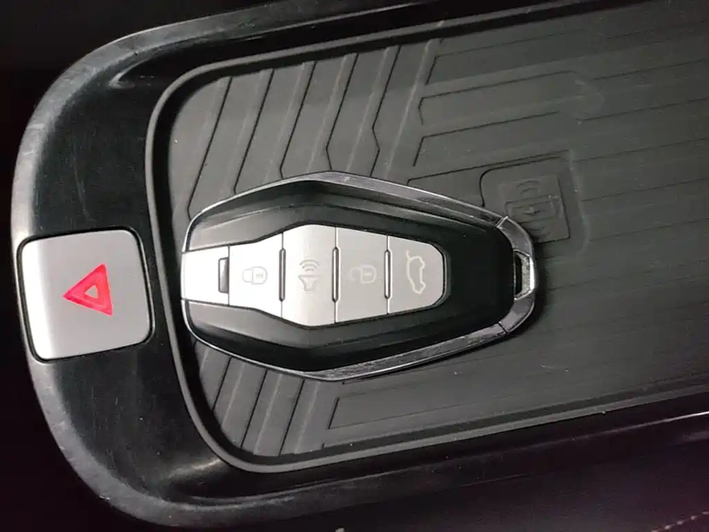 Chery New Energy Wujie Pro — миниатюра 9