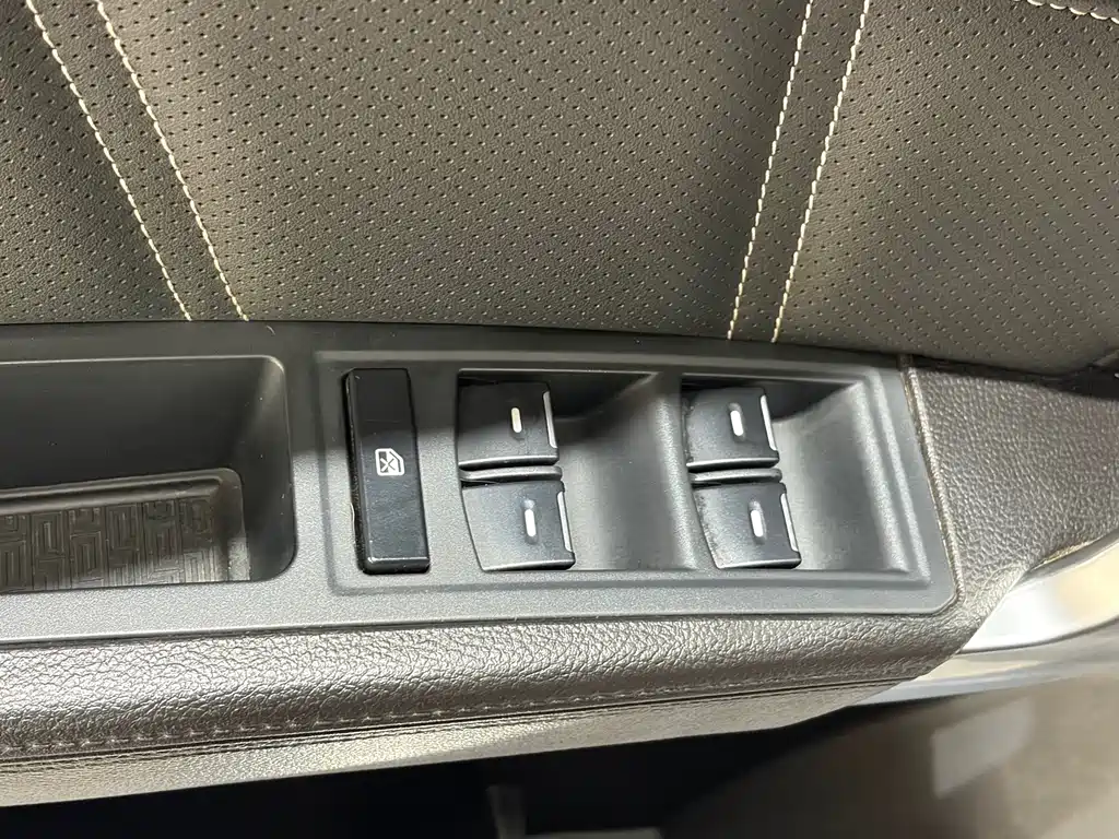 GEELY AUTOMOBILE VISION X6