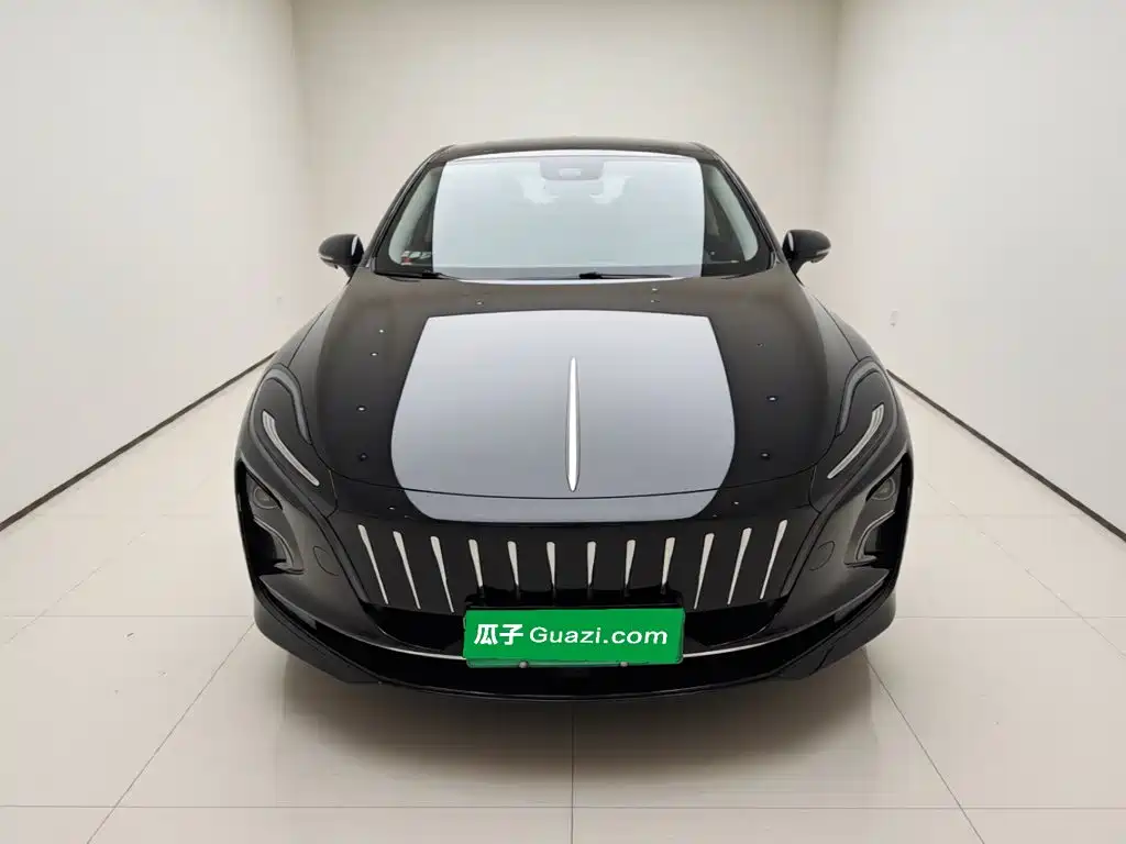 Hongqi Hongqi E-QM5 — миниатюра 2