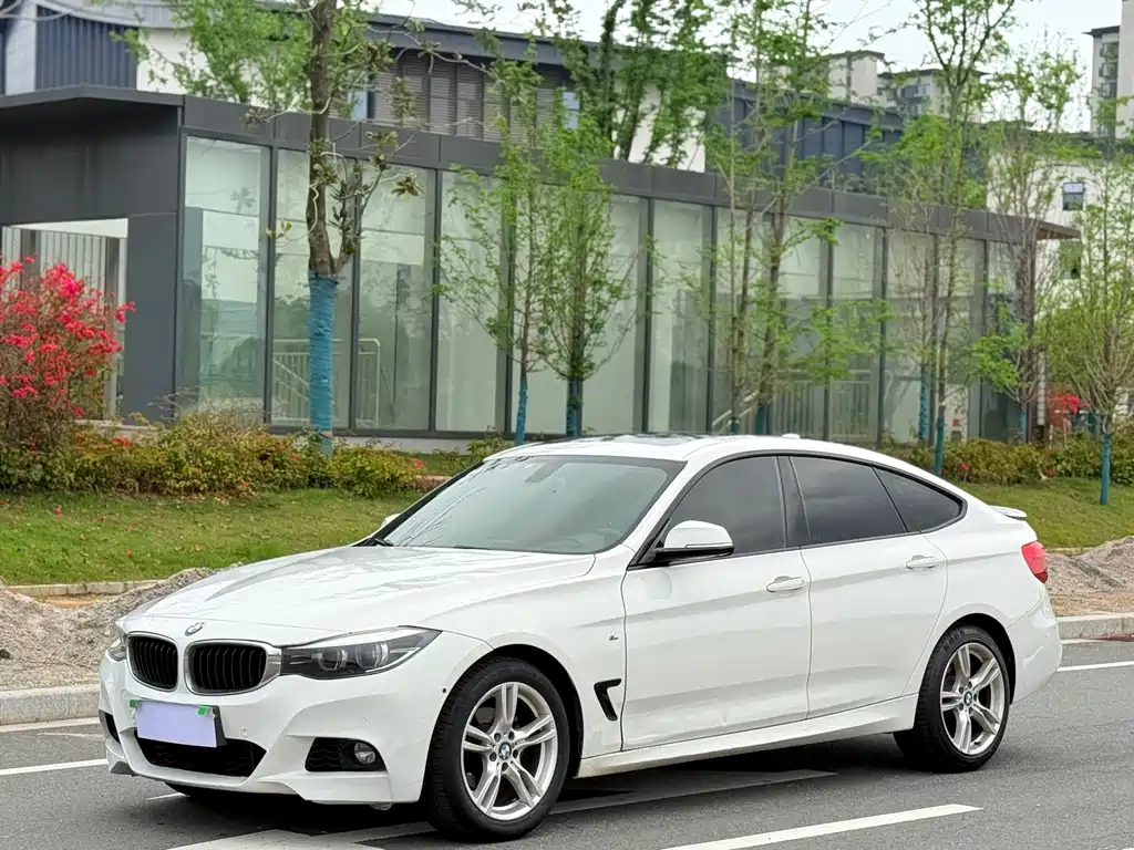 BMW 3 Series GT 2018