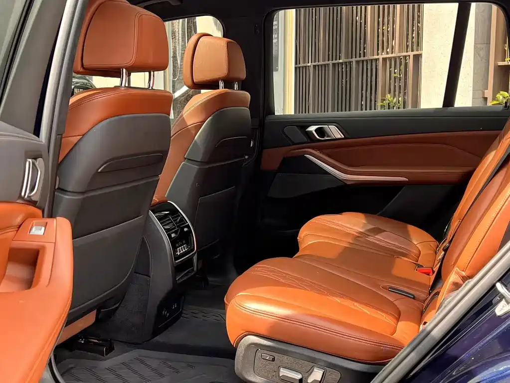 BMW X7 — миниатюра 12