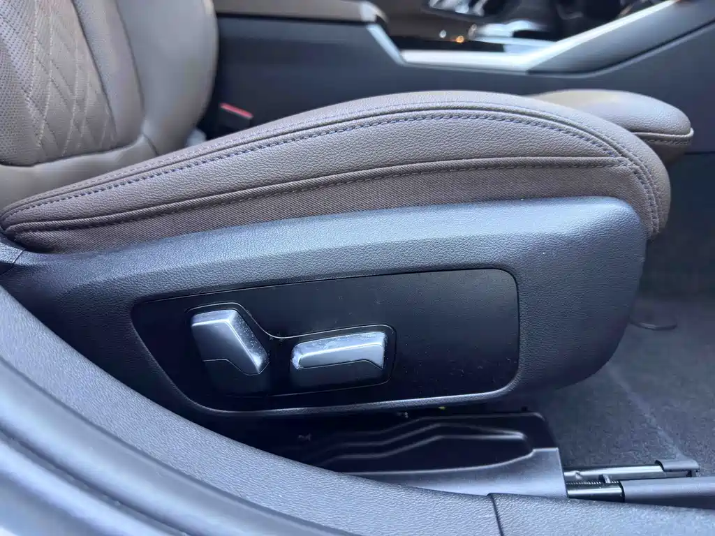 BMW 3 Series — миниатюра 16